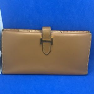 🧡Hermès Bearn Wallet beautiful oak wood 🪵 burnt color gold hardware